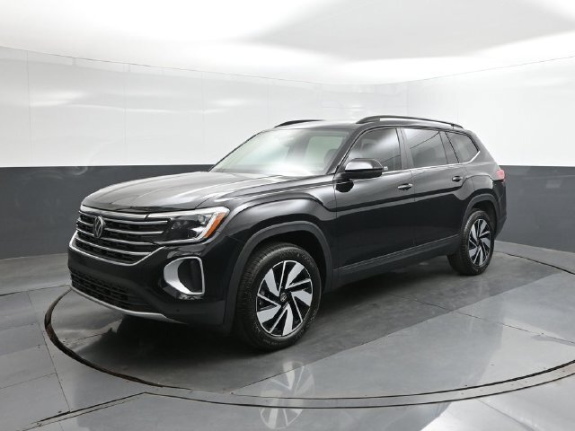 2026 Volkswagen Atlas SE w/Technology
