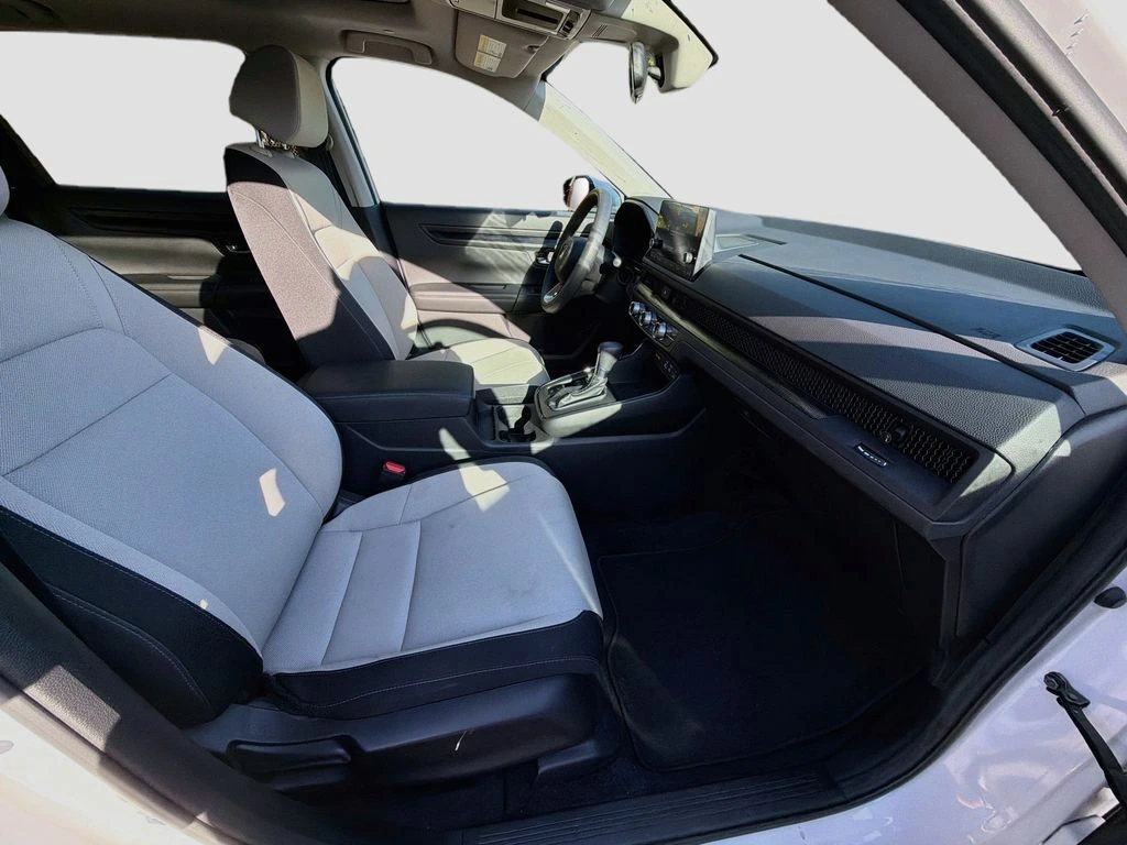 2024 Honda CR-V EX - Photo 31