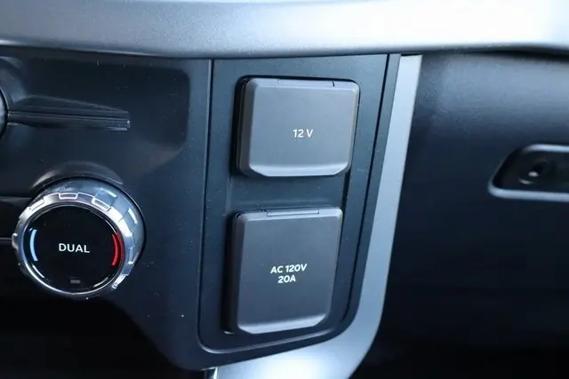 2025 Ford F-150 XLT photo 28