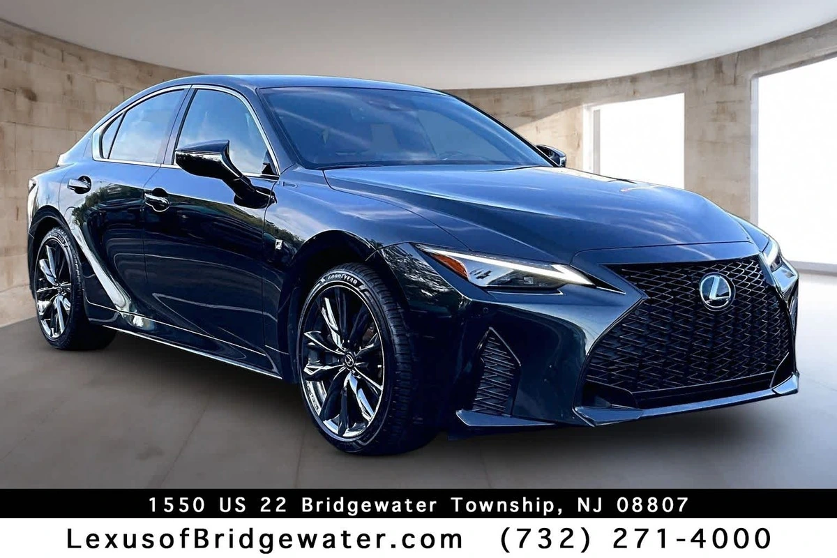 2024 Lexus IS