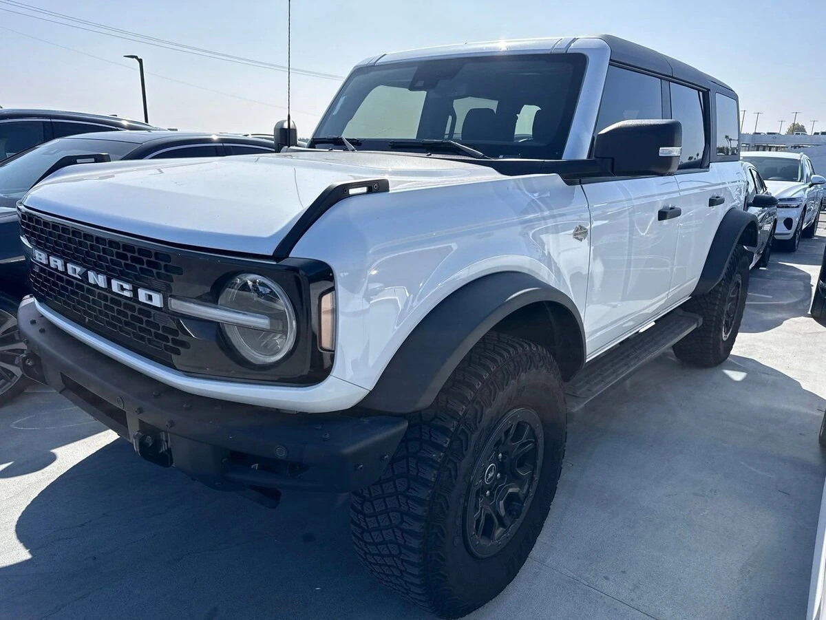 2024 Ford Bronco Wildtrak 4x4's photo