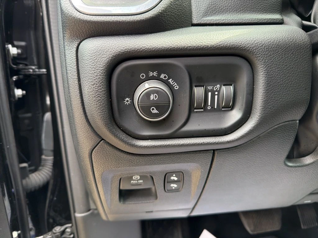 2025 RAM Ram 1500 Pickup Laramie - Photo 18