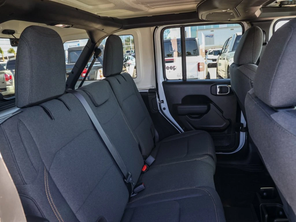 2026 Jeep Wrangler 4-Door Sport - Photo 18