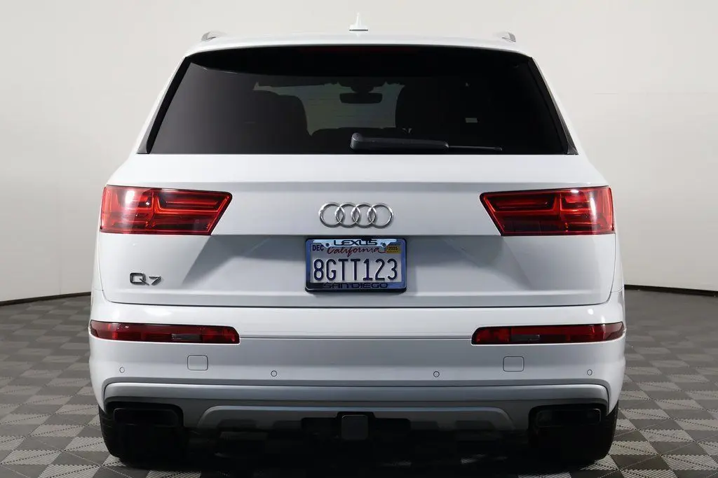 2019 Audi Q7 55 Premium Plus photo 5