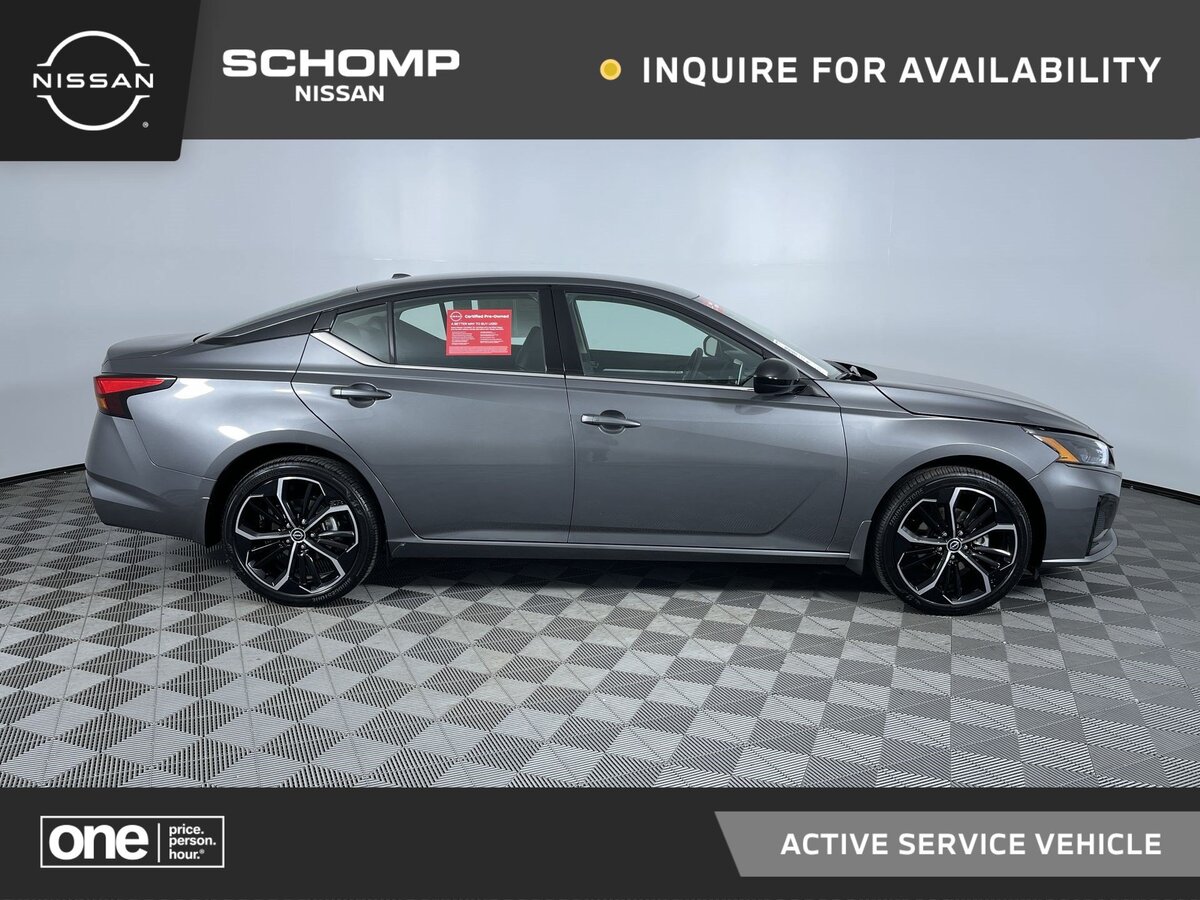 2025 Nissan Altima SR