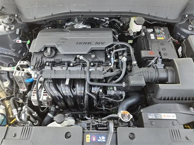 2026 Hyundai Kona SEL photo 28