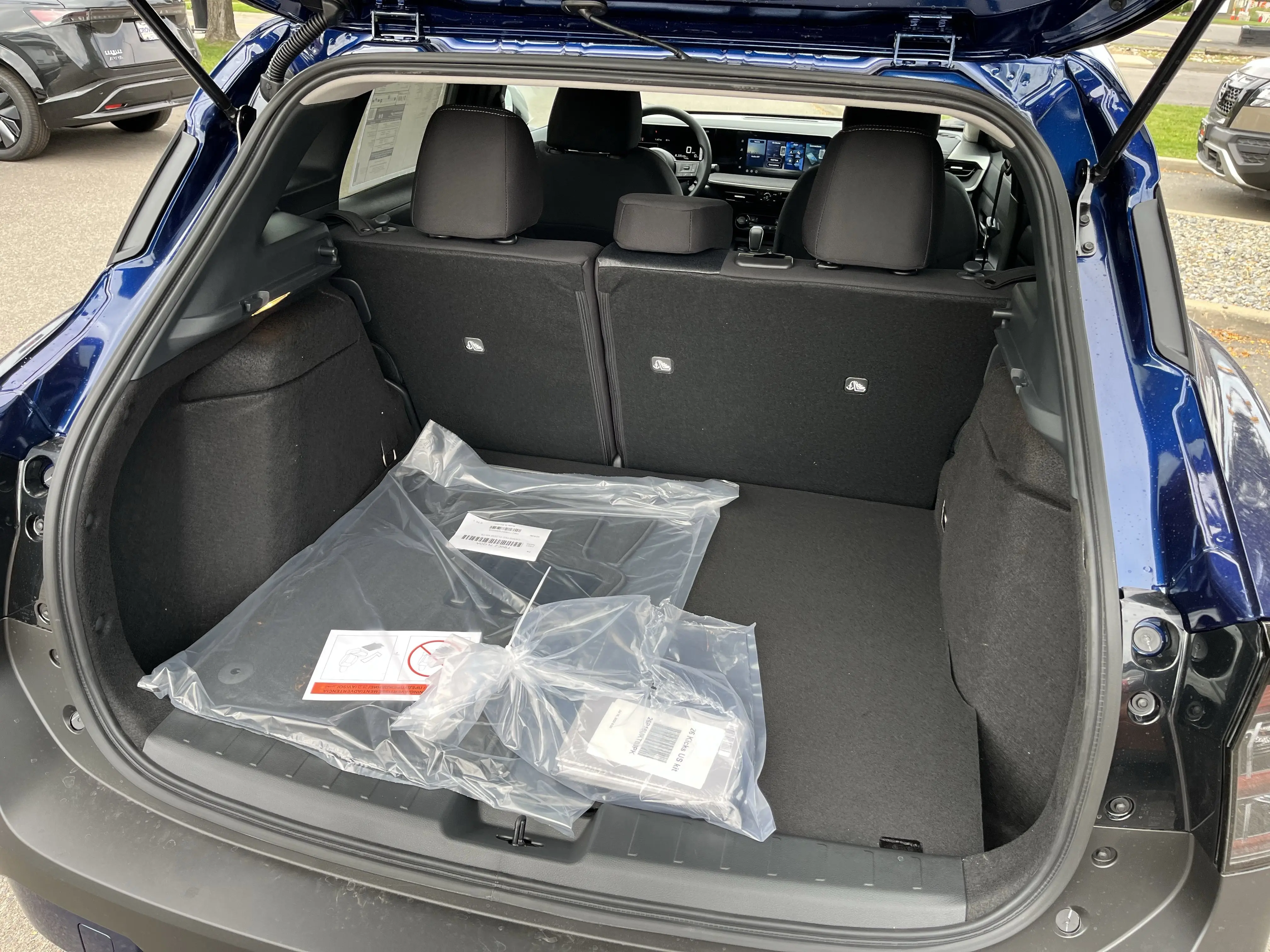 2026 Nissan Kicks SV photo 21