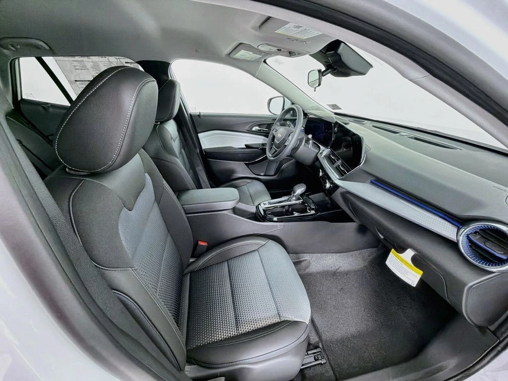 2026 Chevrolet Trax LT - Photo 25