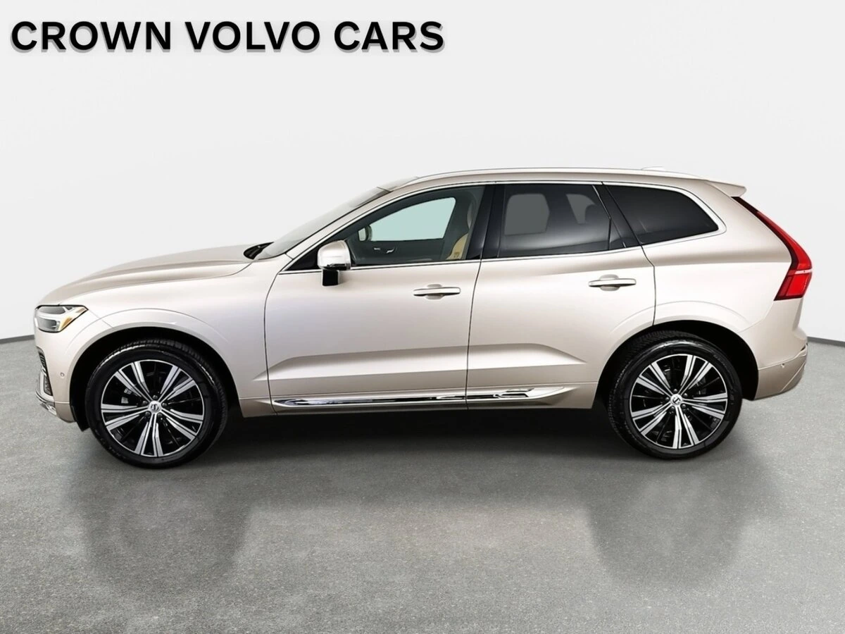 2023 Volvo - image 8