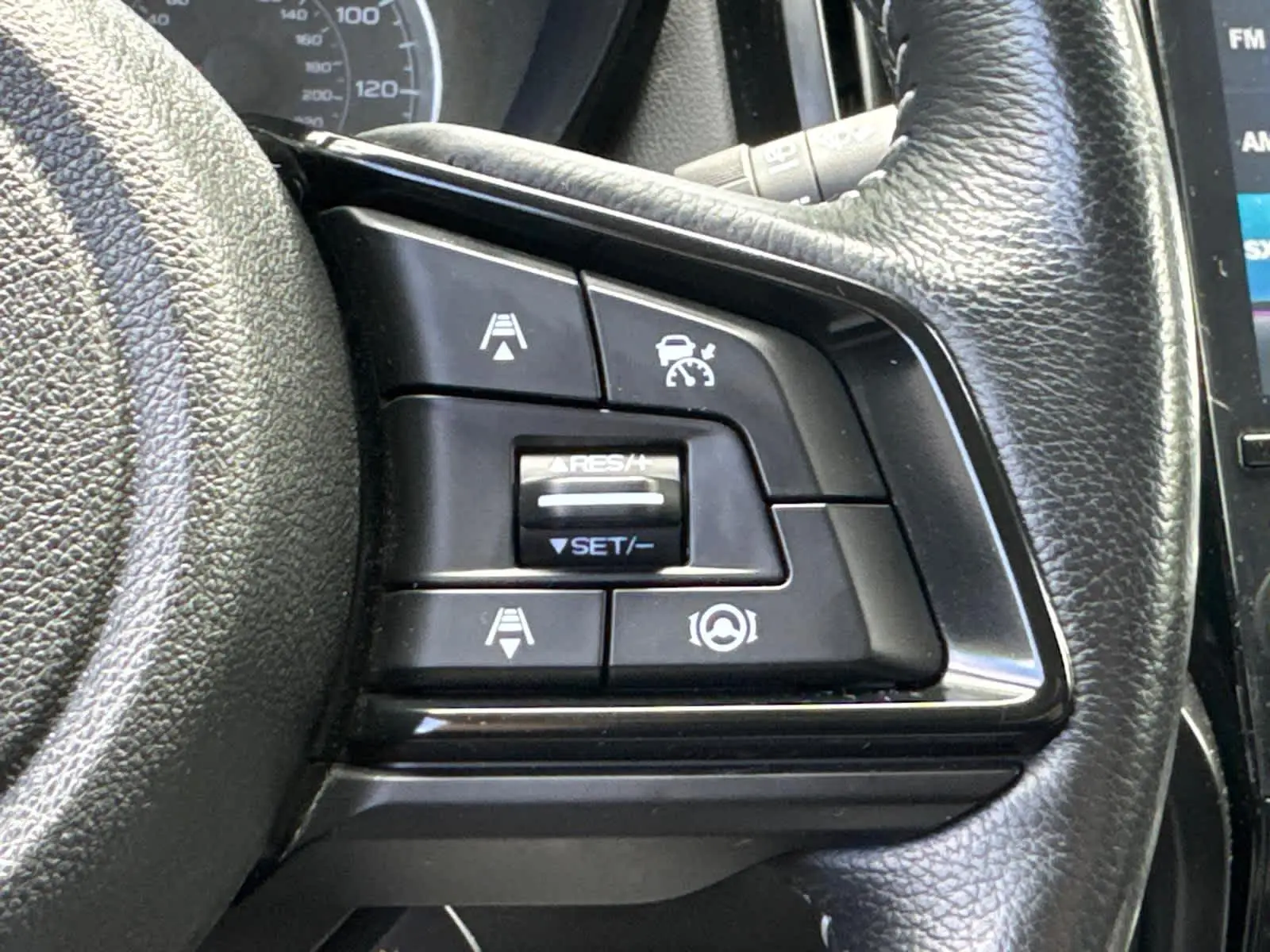 2022 Subaru Ascent Onyx Edition photo 17