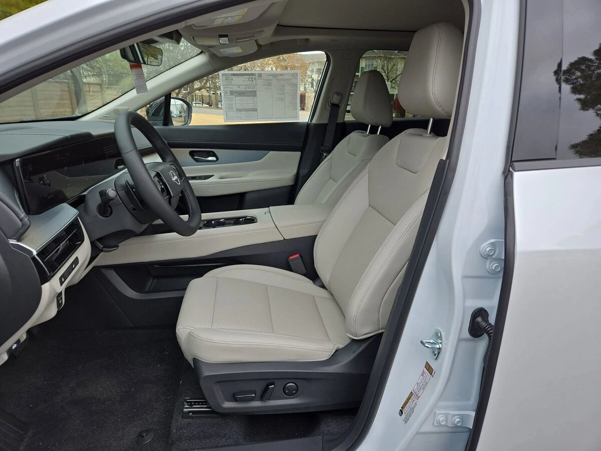2026 Nissan Murano SL - Photo 10