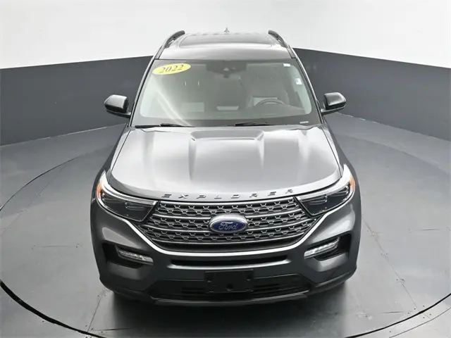 2022 Ford Explorer XLT Sport photo 20