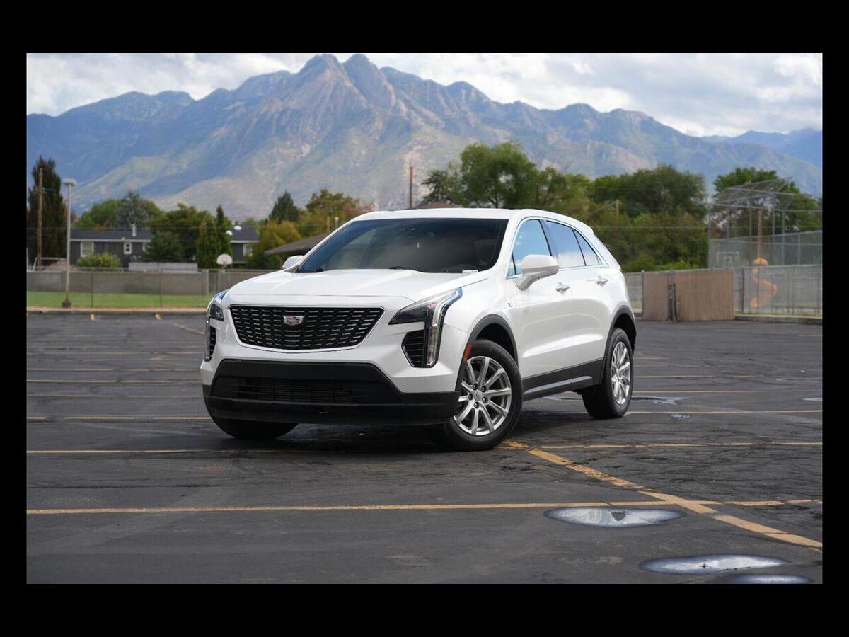 2023 Cadillac XT4 AWD Luxury