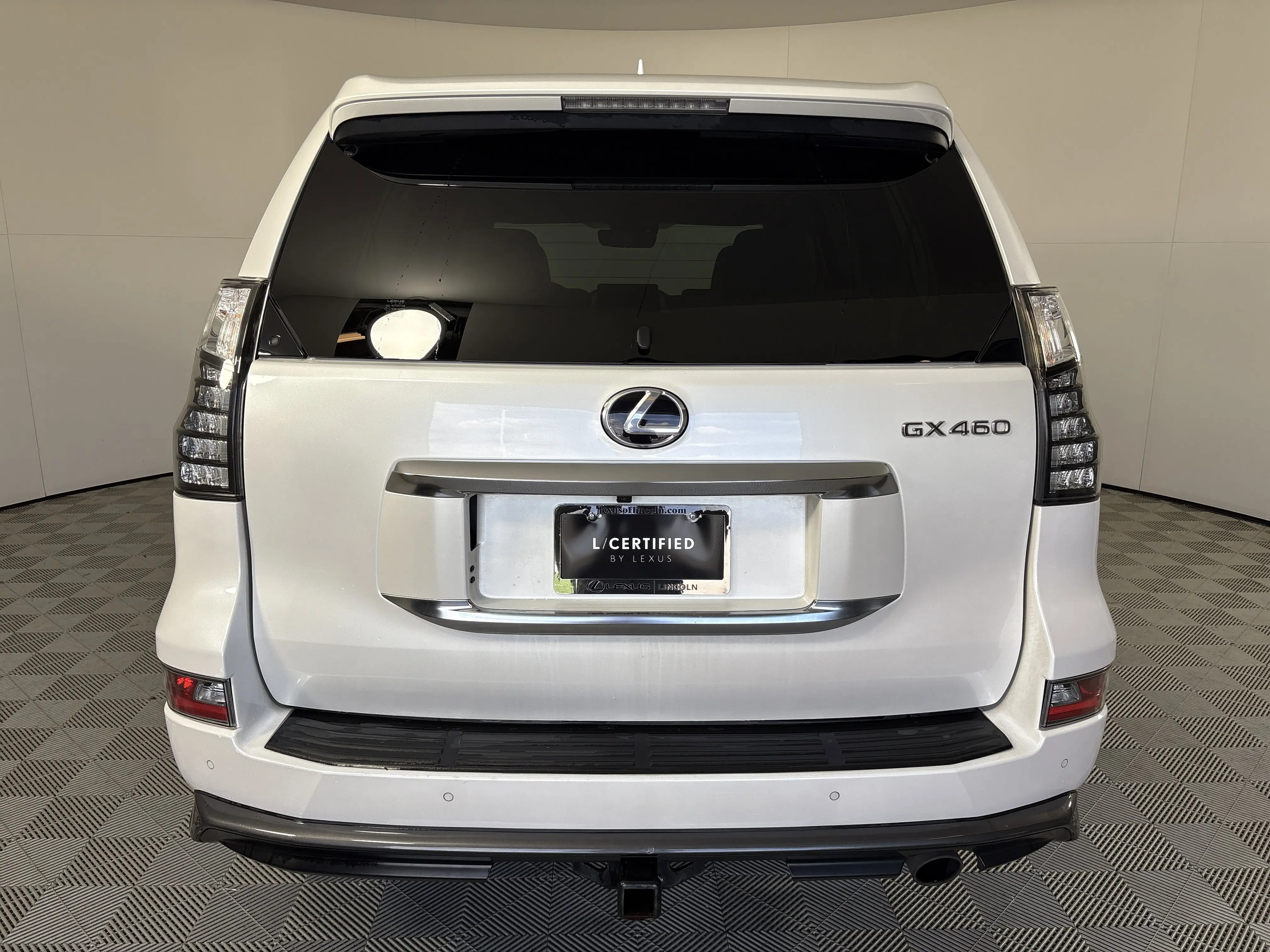 2023 Lexus GX 460 Premium photo 2