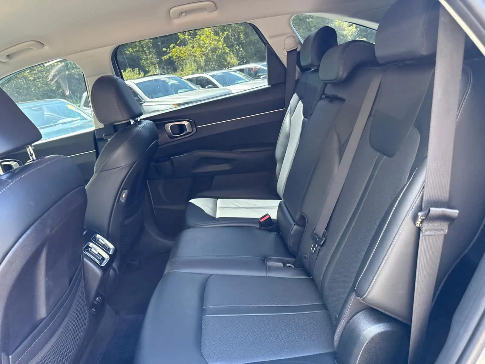 2021 Kia Sorento S photo 29