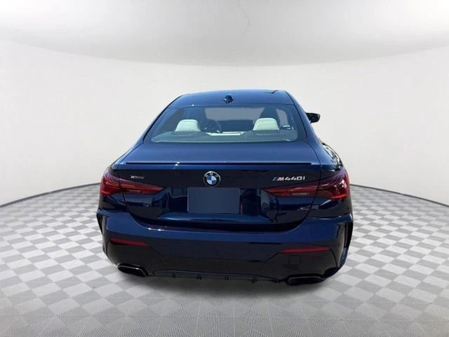 2026 BMW 4 Series M440i - Photo 7