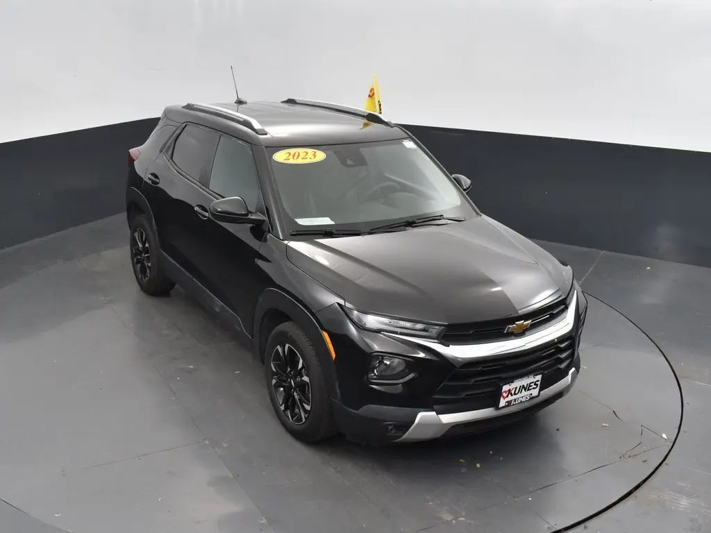 2023 Chevrolet Trailblazer LT photo 32