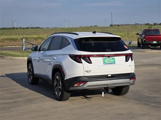 2026 Hyundai Tucson SEL Convenience photo 4