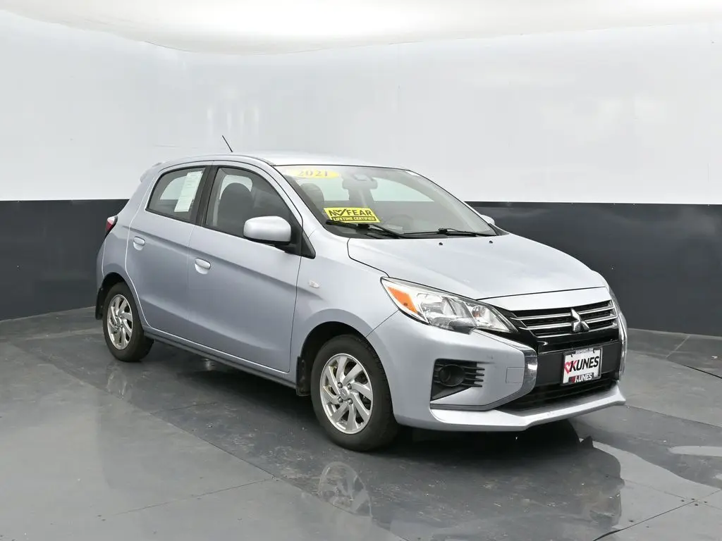 2021 Mitsubishi Mirage LE photo 3