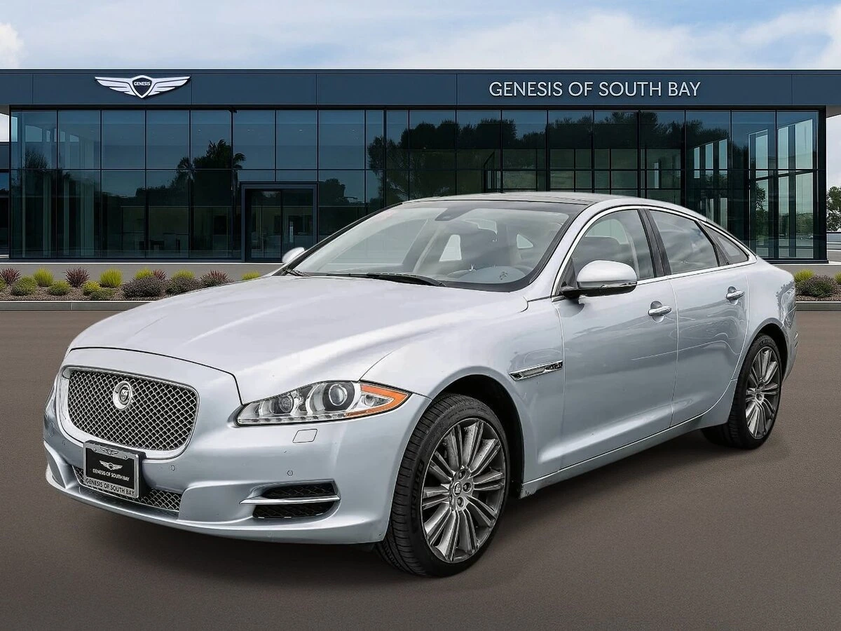 2012 Jaguar XJ XJ's photo