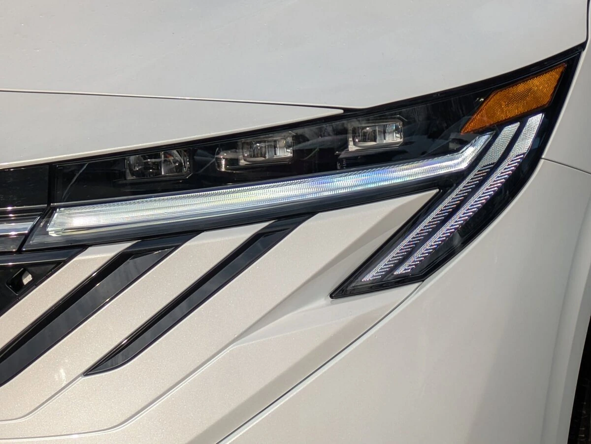 2026 Nissan Sentra SL - Photo 7