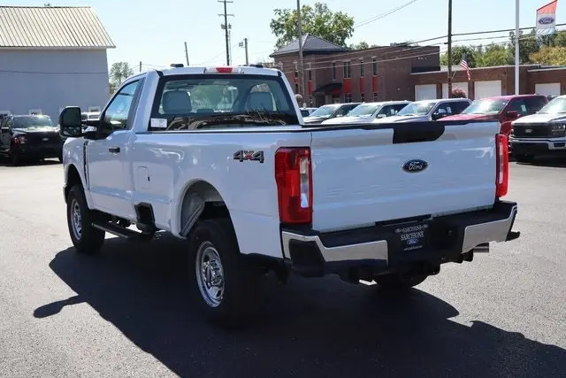 2026 Ford F-350 photo 14