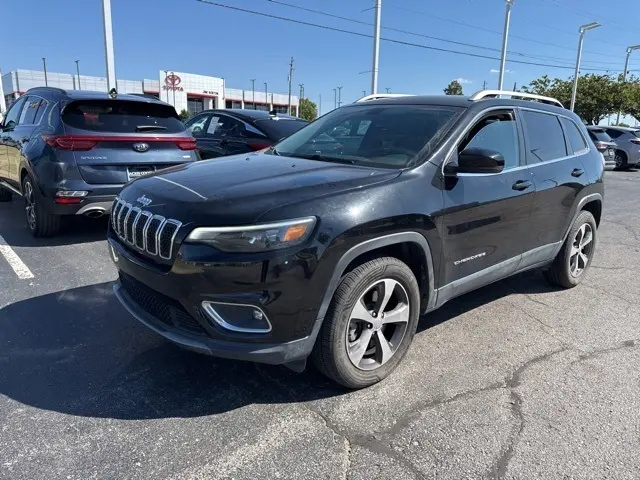 2019 Jeep Cherokee Limited photo 3