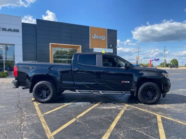2021 Chevrolet Colorado Z71 photo 3