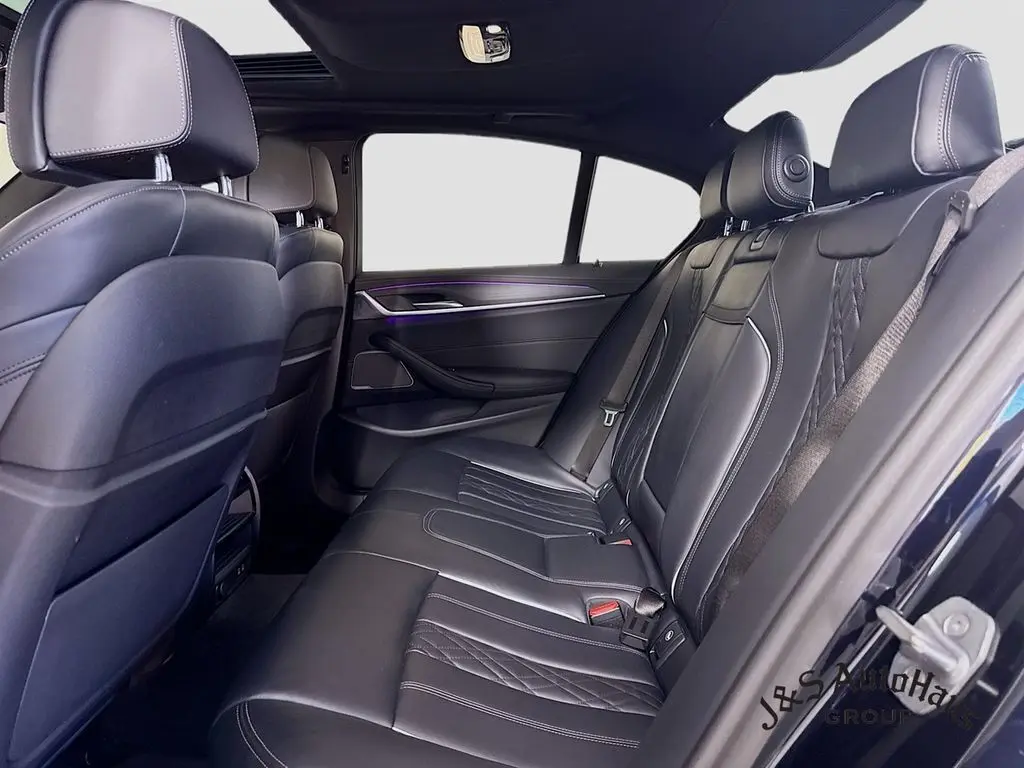 2022 Bmw M550i xDrive photo 26