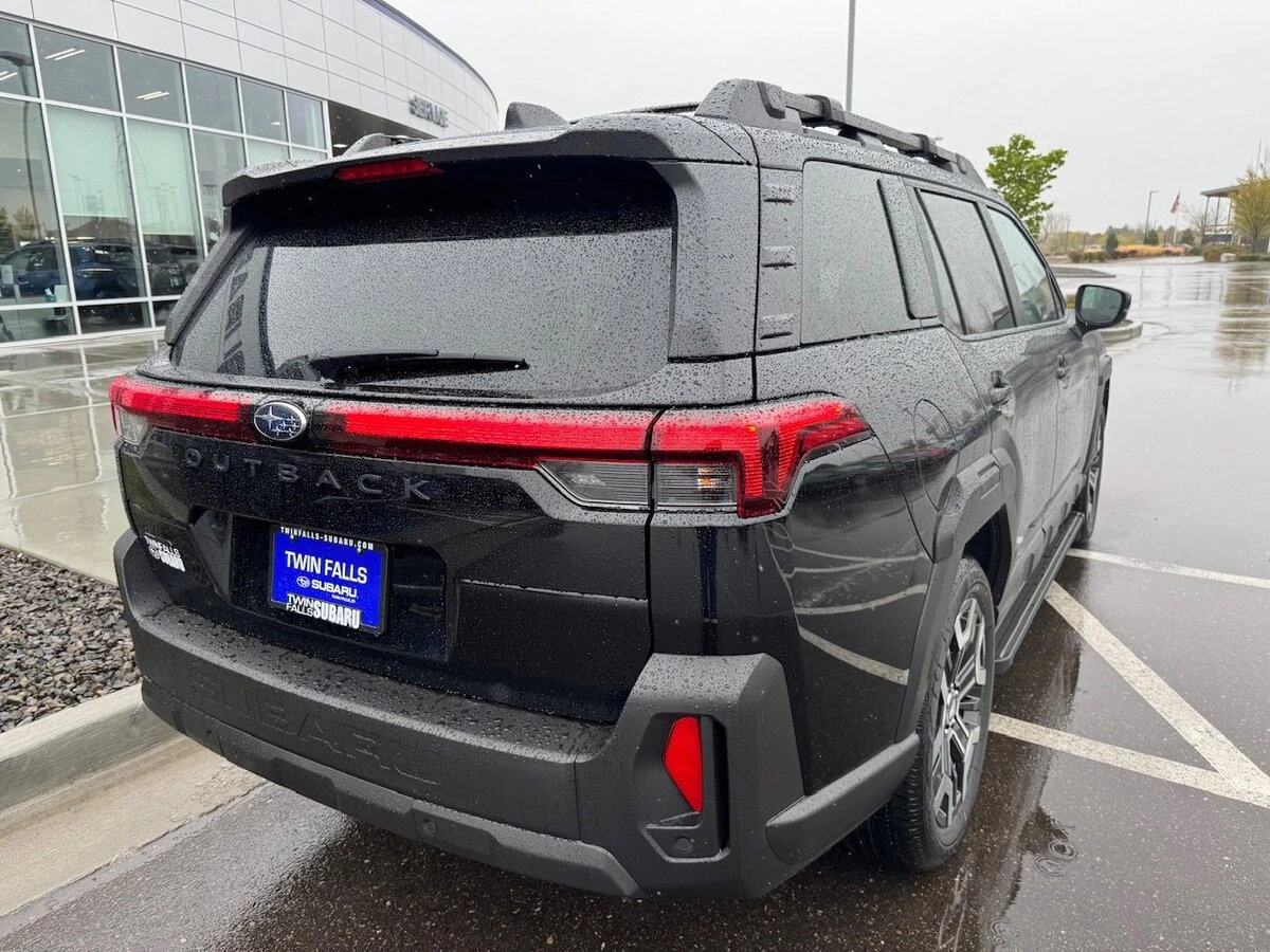 2026 Subaru Outback Touring XT - Photo 7