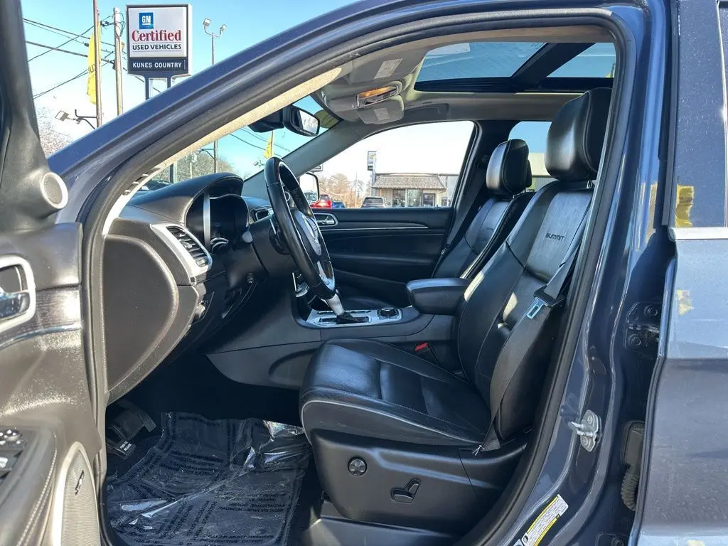 2019 Jeep Grand Cherokee Summit photo 3