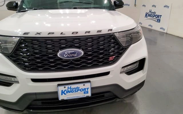 2023 Ford Explorer ST - Photo 8