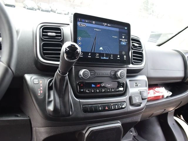 2026 RAM ProMaster Window Van SLT+ - Photo 18