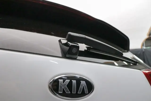 2019 Kia Niro EX Touring S photo 13