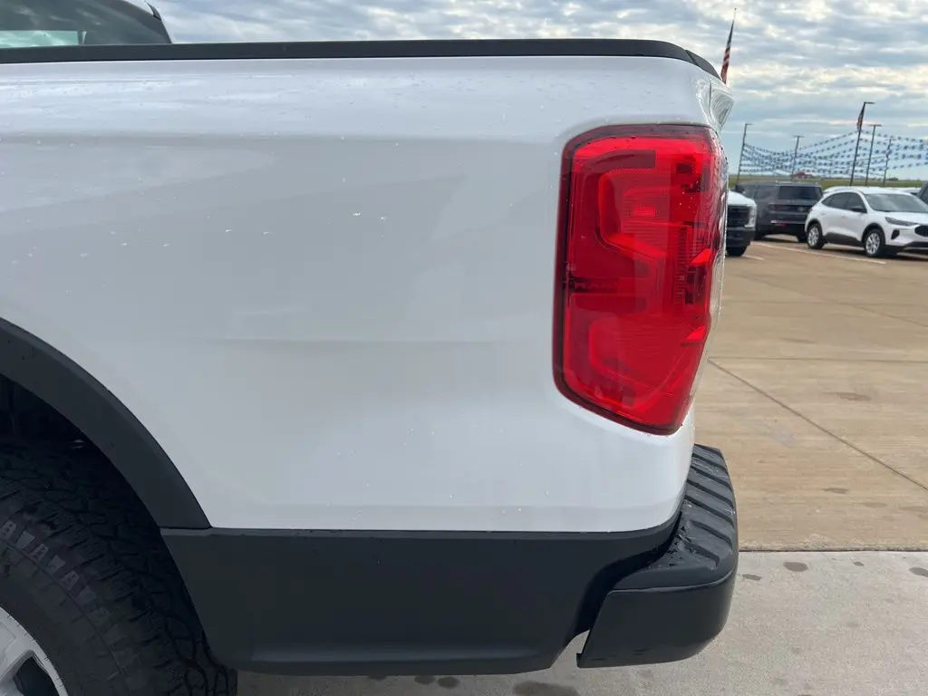 2025 Ford Ranger XL photo 4