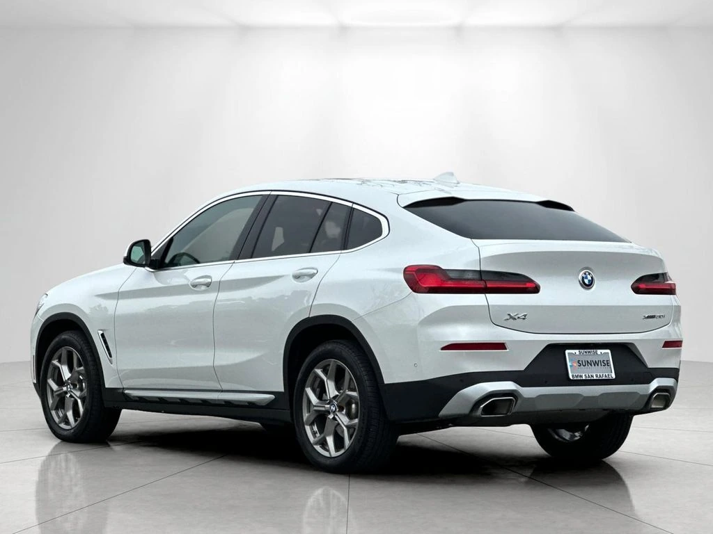 2025 BMW X4 30i - Photo 6