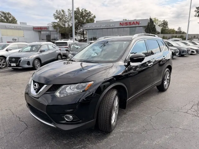 2014 Nissan Rogue SL photo 3