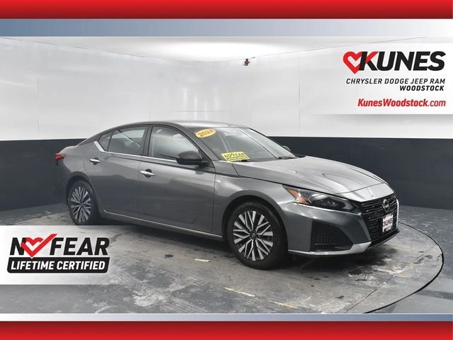 2024 Nissan Altima SV