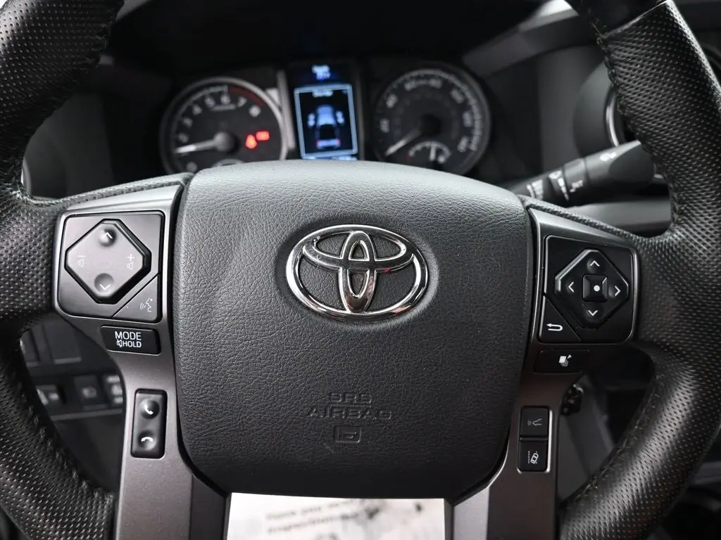 2022 Toyota Tacoma TRD Off-Road V6 photo 20