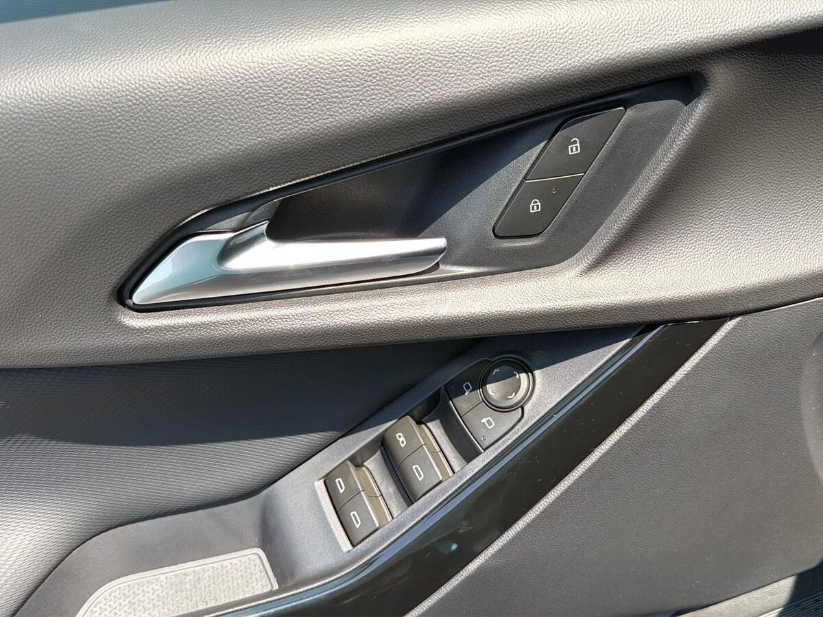 2026 Chevrolet Equinox LT - Photo 31