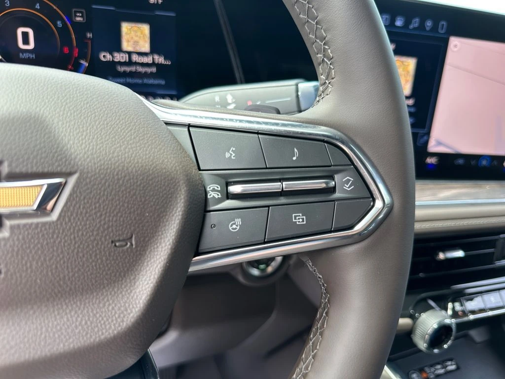 2026 Chevrolet Suburban LT - Photo 15