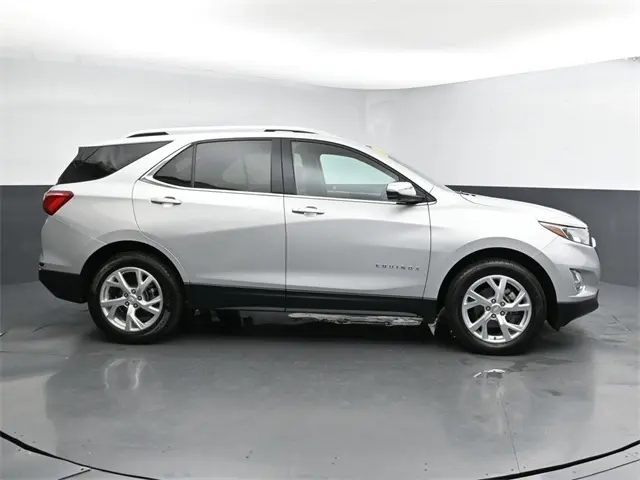 2020 Chevrolet Equinox Premier photo 9