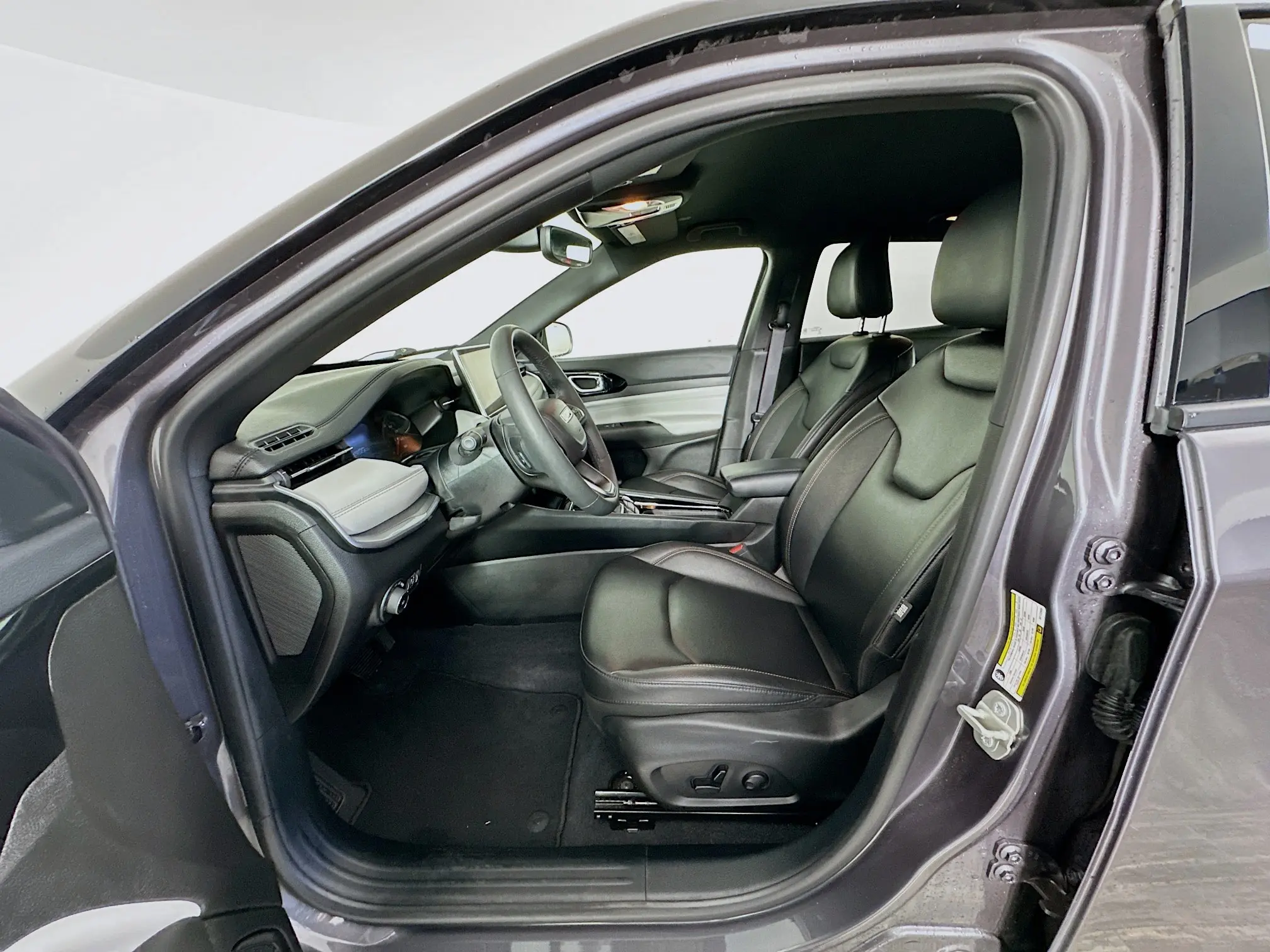 2024 Jeep Compass Limited photo 18