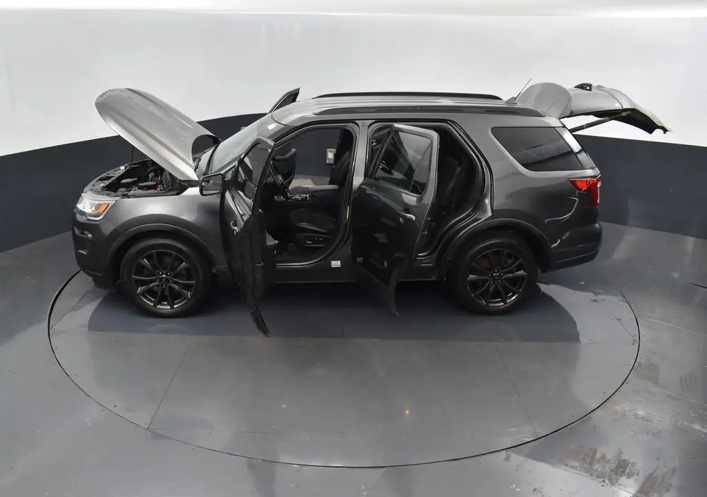 2018 Ford Explorer XLT photo 52