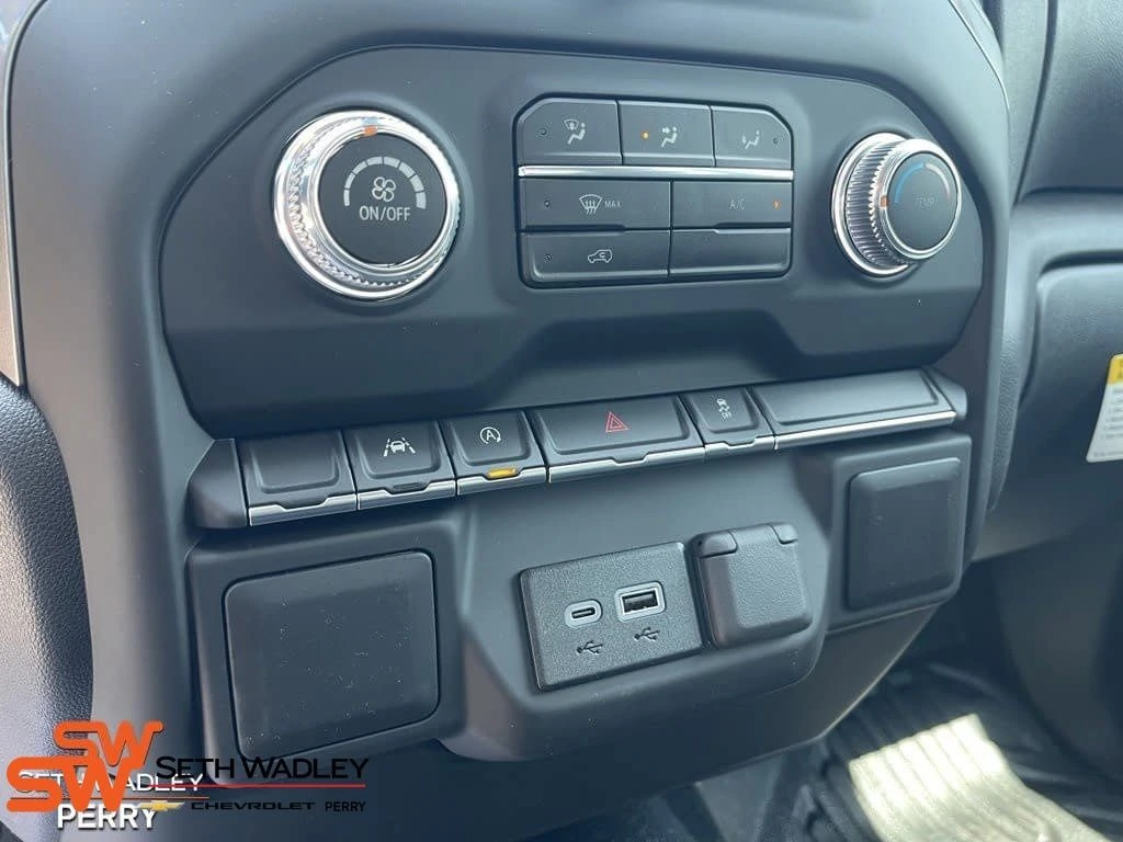2025 GMC Sierra 1500 Pro - Photo 19