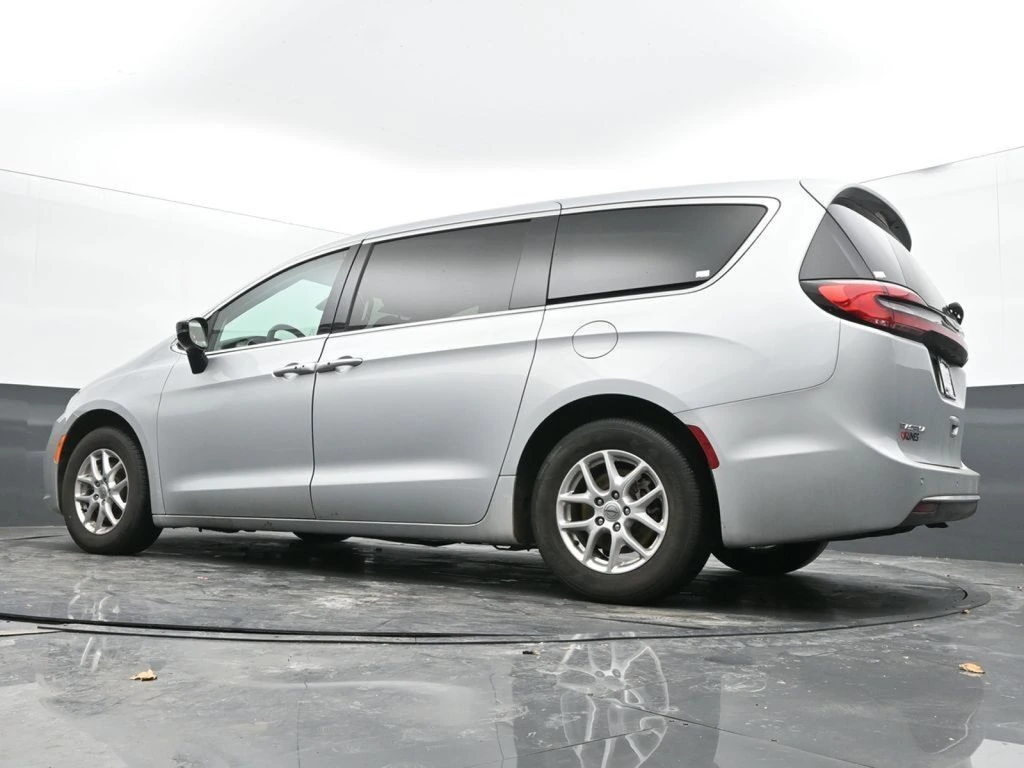 2024 Chrysler Pacifica Touring L - Photo 49