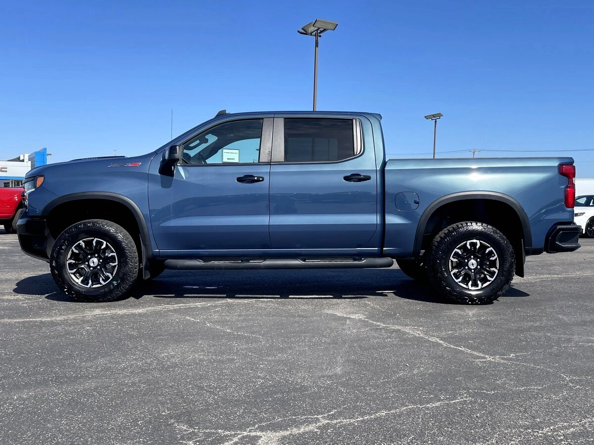 2024 Chevrolet Silverado 1500 ZR2 - Photo 7