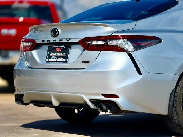 2021 Toyota Camry XSE photo 10