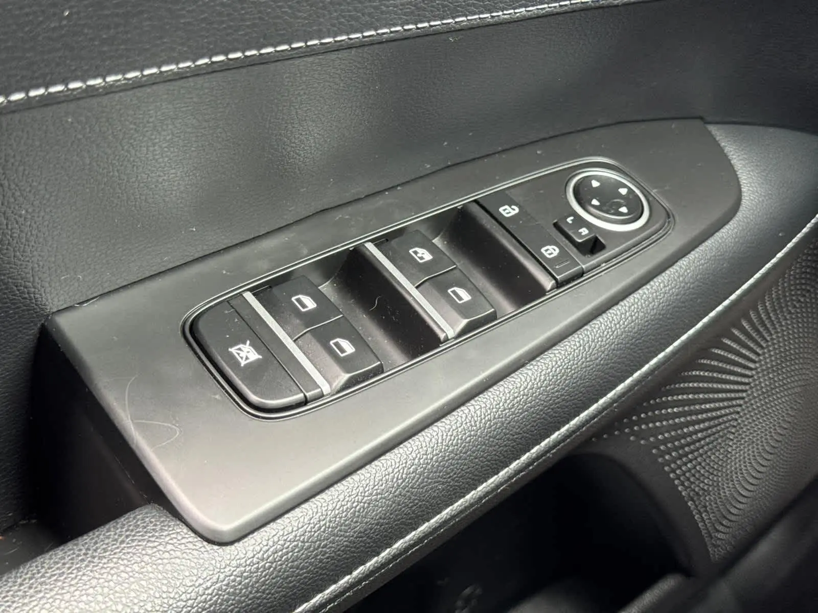 2023 Kia Forte GT-Line photo 23