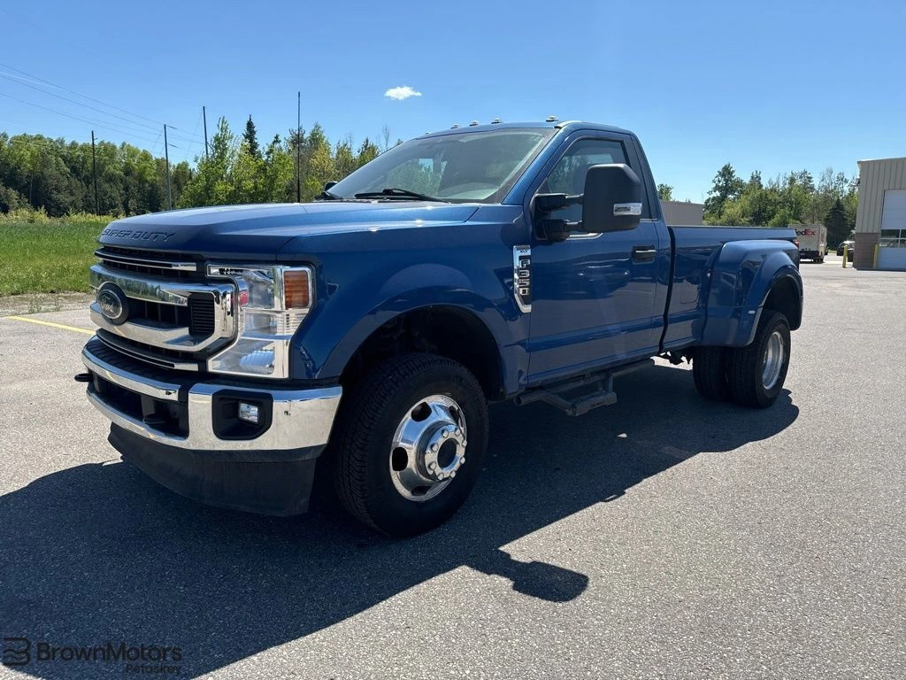 2022 Ford F-350 XLT 4x4 Regular Cab 8' Box DRW's photo